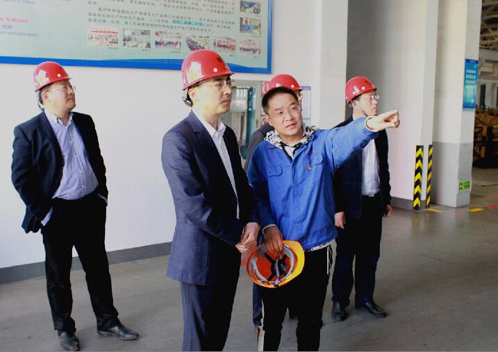 2018年4月9日，宣城市委常委、常務(wù)副市長汪謙慎來上上電纜參觀考察